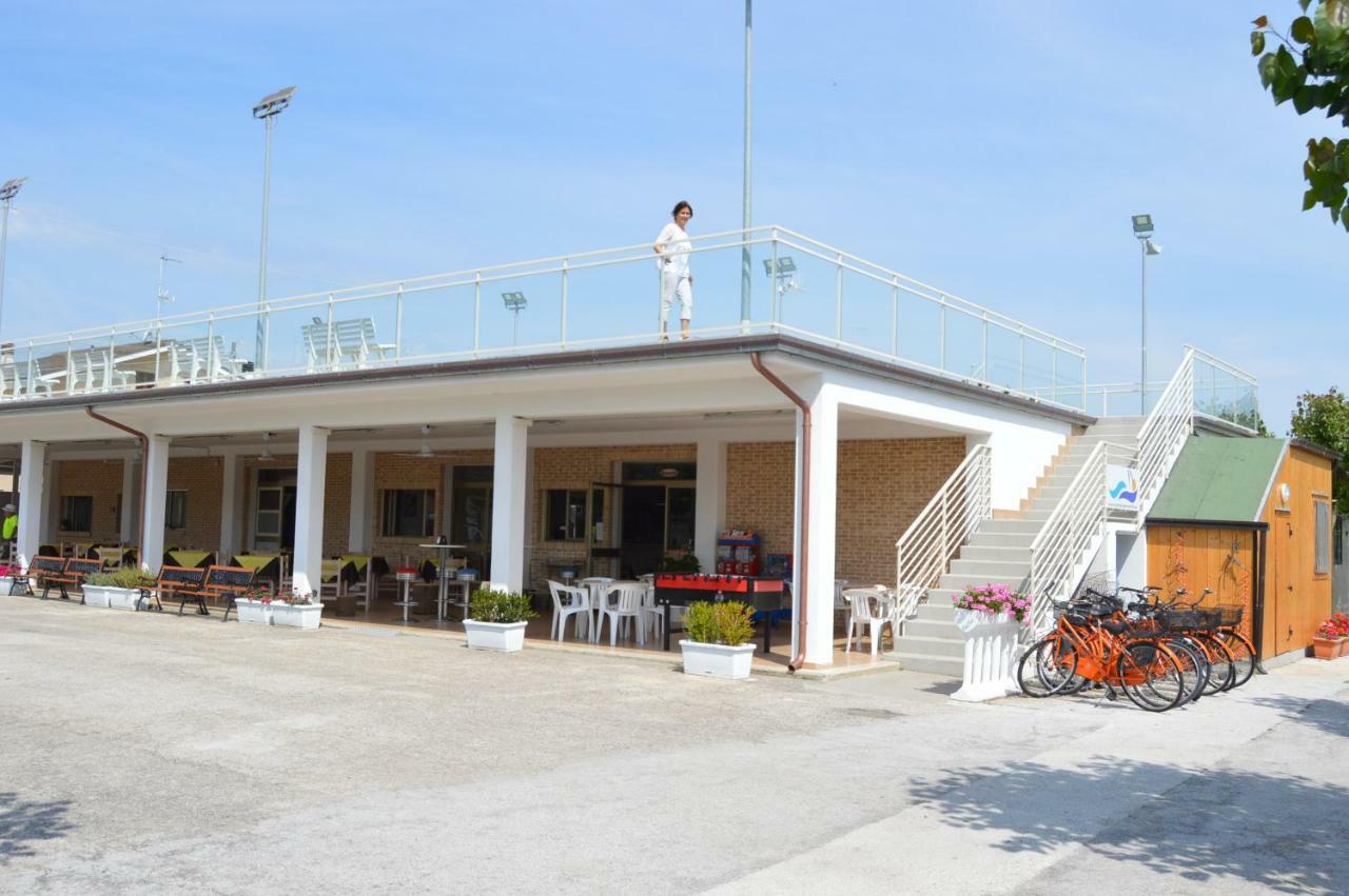 Camping Tre Archi Lido di Fermo Exterior photo