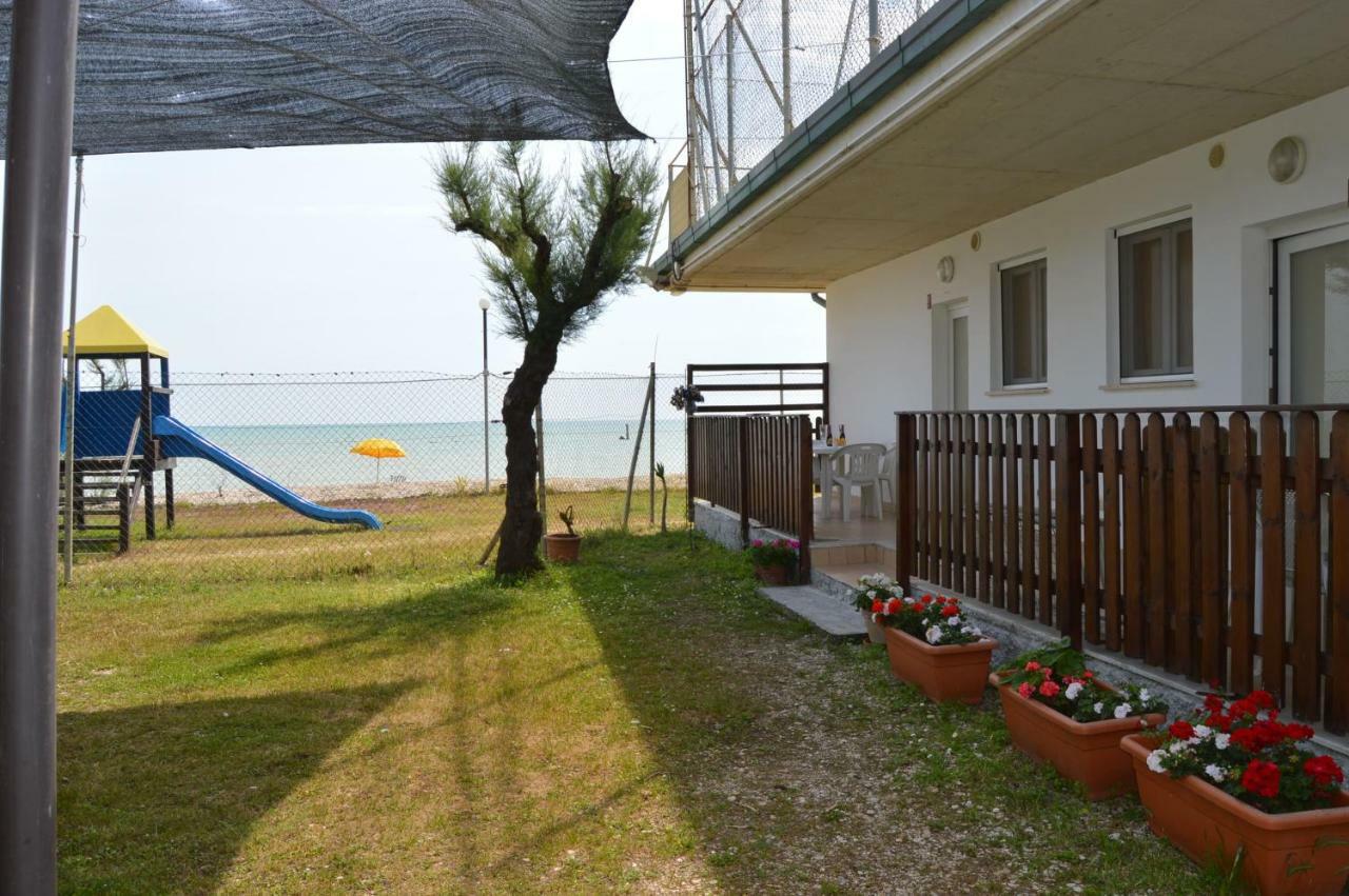 Camping Tre Archi Lido di Fermo Exterior photo