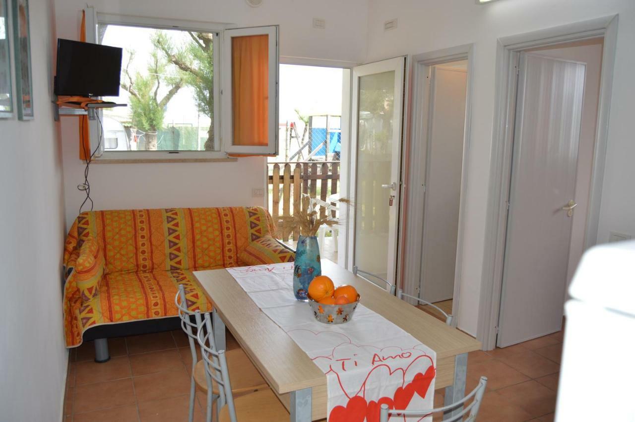 Camping Tre Archi Lido di Fermo Exterior photo
